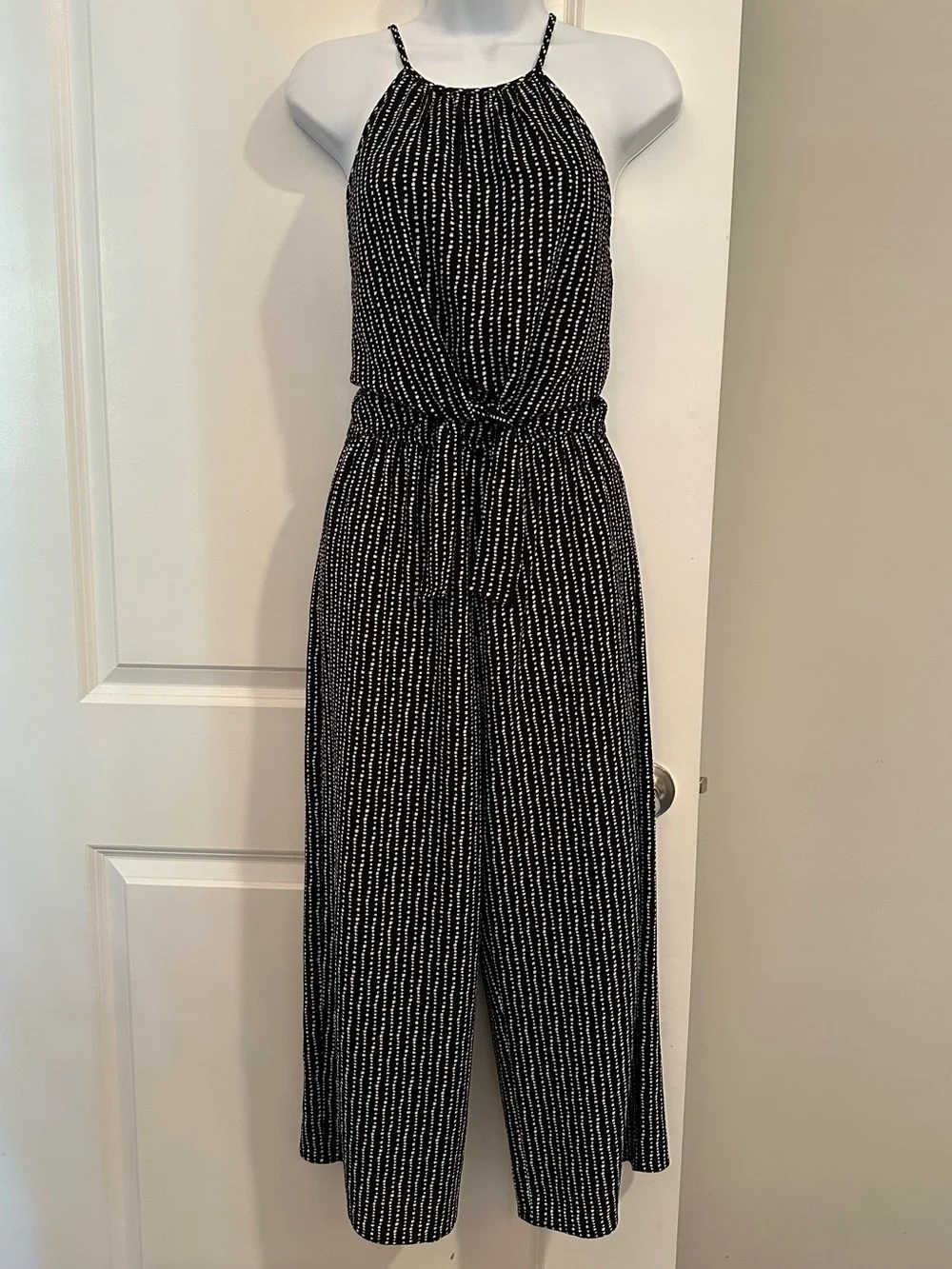 Speechless Cropped Leg Black Halter Jumpsuit with White Polka Dots Size Small